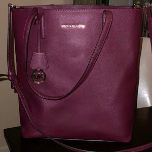 Authentic Michael Kors Tote